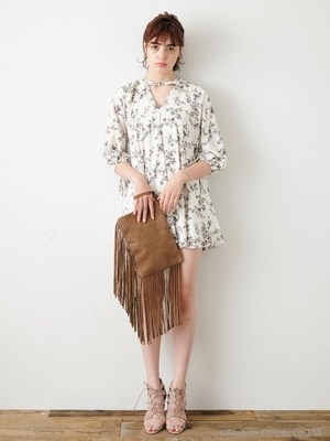 フラワープリントチュニック