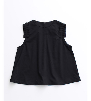 T/Rツイルストレッチ　タックのってるノースリブラウス