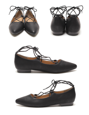 レースアップフラットシューズ