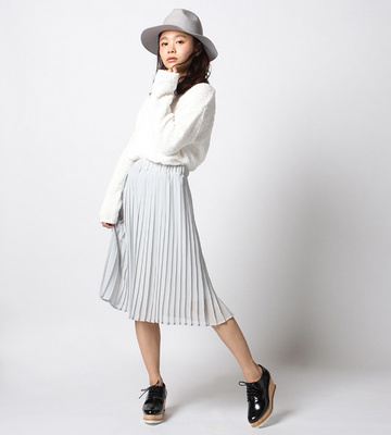 シフォンプリーツスカート