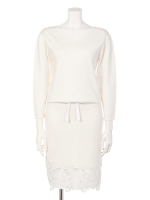 Apuweiser-riche (アプワイザーリッシェ)  刺繍ニットワンピース