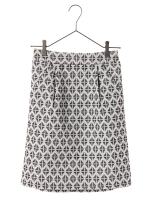 【先行予約】キカ柄ジャガードタックスカート