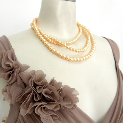 3連パールネックレス