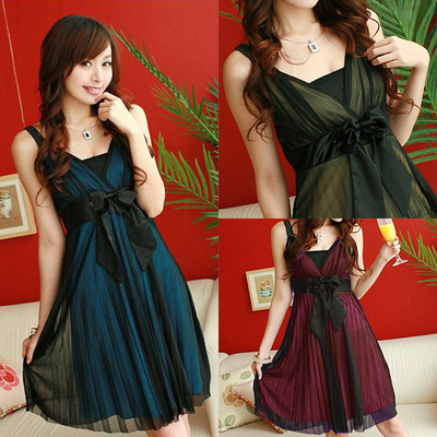 リボン付きチュールパーティードレス