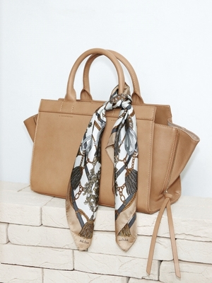 サイドジップトートバッグ