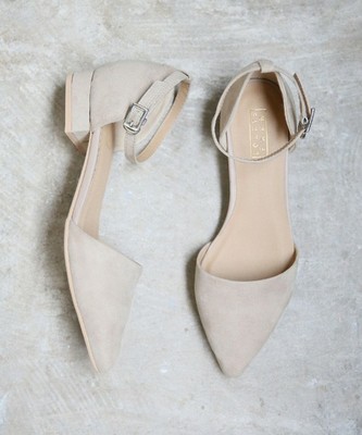 セパレートパンプス