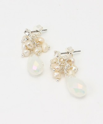 クリスタルパールピアス