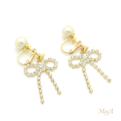 Float クリスタルリボンコットンパールイヤリング