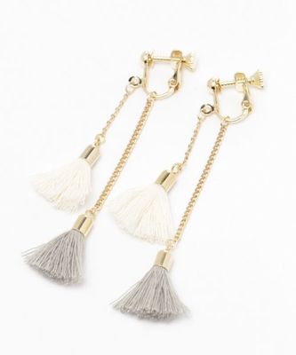 ブラサガリミニタッセルイヤリング