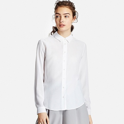 ユニクロ　レーヨンエアリーブラウス