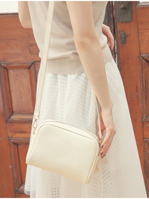 ラウンドトップショルダーバッグ