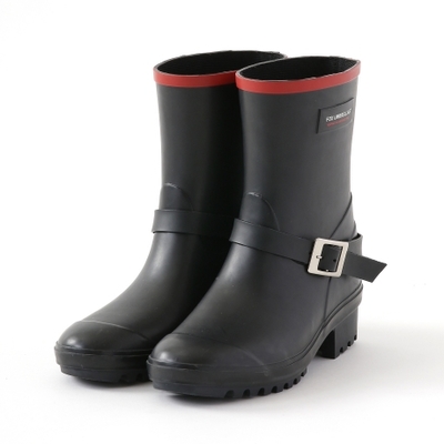 ショートブーツ　ブラック