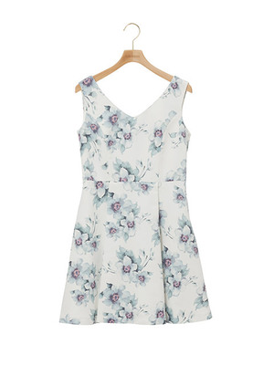 花柄タックワンピース