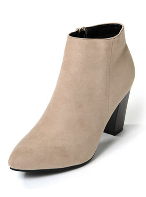 ポインテッドトゥ太ヒールスエードショートブーツ