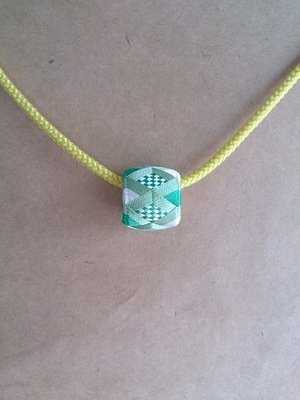 絹糸☆輝くチョーカー [市松・みどり]