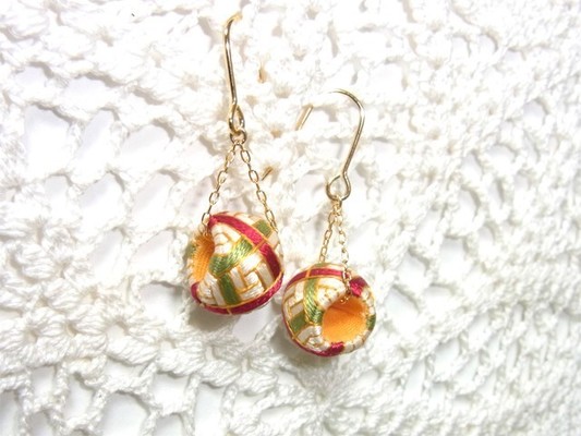 加賀ゆびぬきピアス/イヤリング『薔薇-白-』