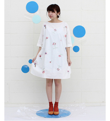 手刺繍　ドルマンワンピース