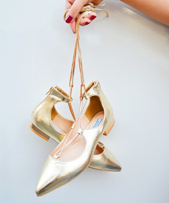 EVOL ILIMA レースアップフラットパンプス