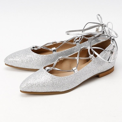 タッセルレースアップフラットシューズ