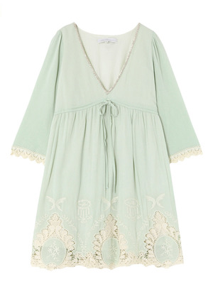 カットワークレースワンピース