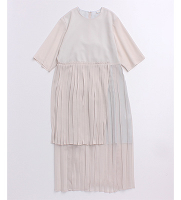 アムンゼン　シフォン　　プリーツドレス