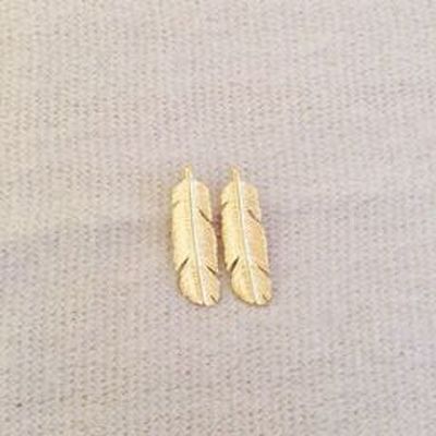 葉っぱのピアス