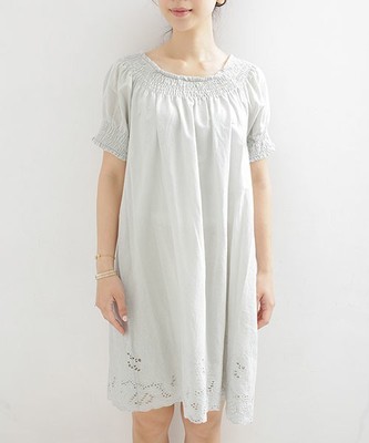 CO刺繍シャーリングワンピース