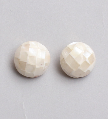 シェルパーツ　イヤリング