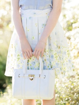 フルールボーテフレアースカート