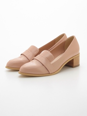 ヒールローファー