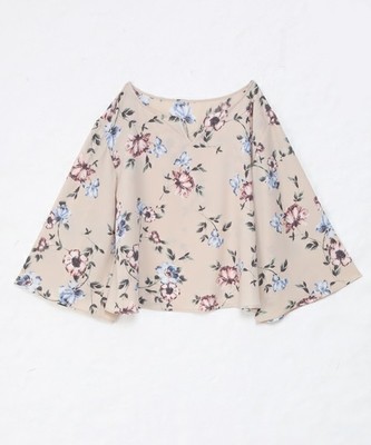 花柄スキッパーブラウス