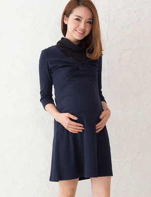 ツイスト授乳ワンピース