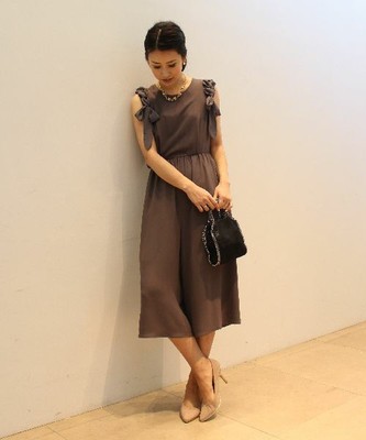 レースアップショルダーオールインワン