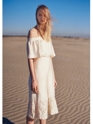 裾刺繍ロンパース