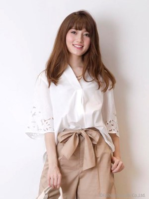 カットワーク刺繍ゆるブラウス