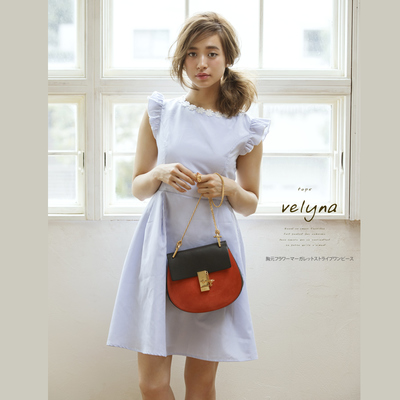胸元フラワーマーガレットストライプワンピース 【velyna ヴェリーナ】