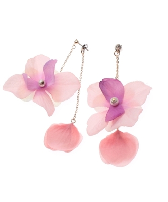 フラワーモチーフスウィングピアス