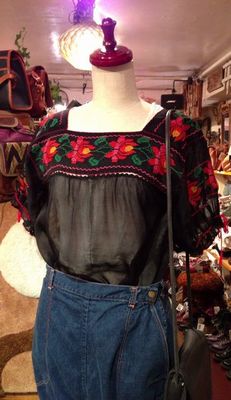 花柄刺繍リボン付き半袖チュニック