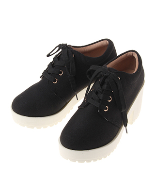 ラグソールレースUP／スニーカー