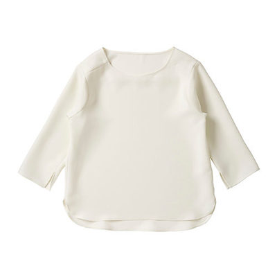 とろみTブラウス