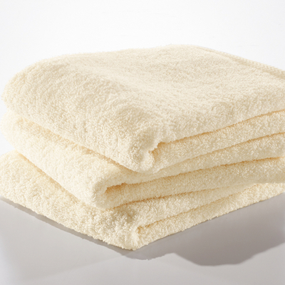 吸水性のあるふんわり厚手フェイスタオル同色3枚組