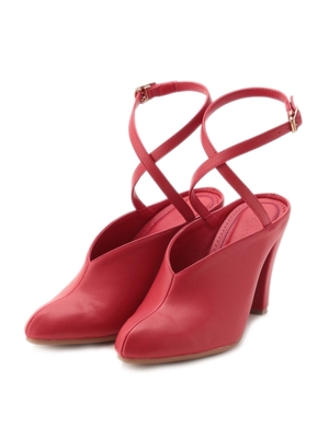 クロスストラップサンダル