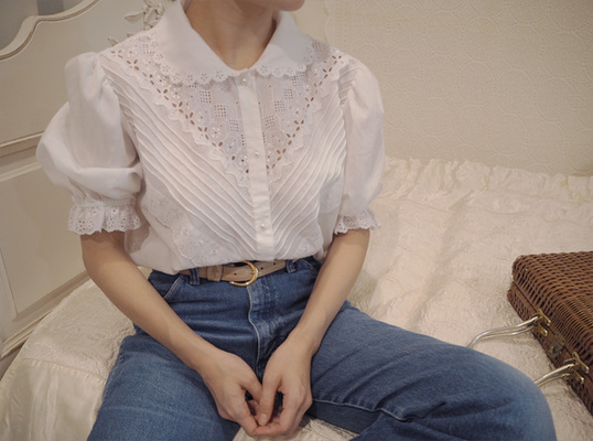 Vtg White Scallop Lace Cotton Blouse