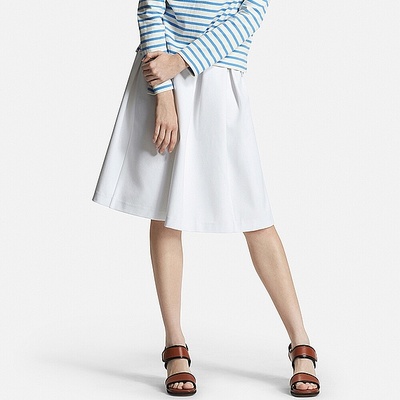 ポンチタックスカート