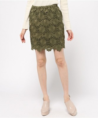 デイジーレース柄タイトスカート