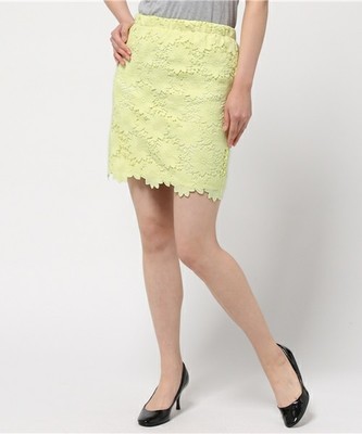 デイジーレース柄タイトスカート