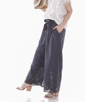 Broderie&Co 裾スカラップレースワイドパンツ