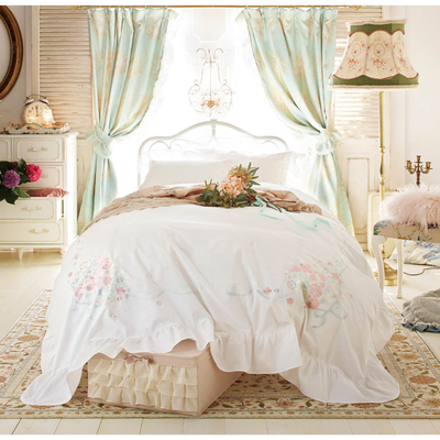 Romantic Princess（ロマンティックプリンセス）刺しゅう布団カバーV