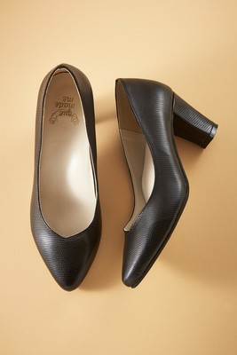 歩きやすくて女らしいパンプス by que made me ＜ブラック＞