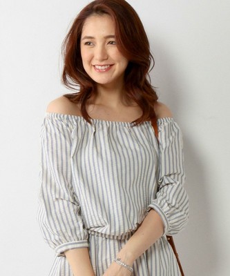 ストライプ オフショルダー ブラウス